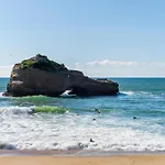 Apartamento Grande - T3 Carlton -70m2 *