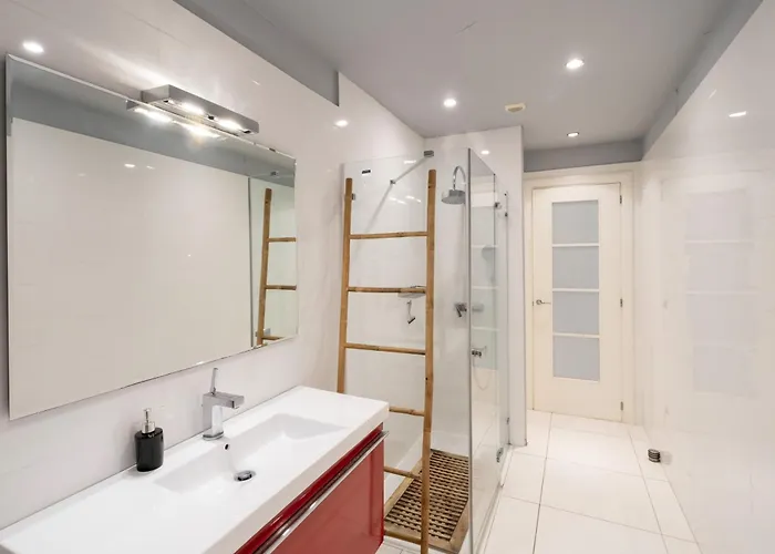 Grande - T3 Carlton -70m2 *